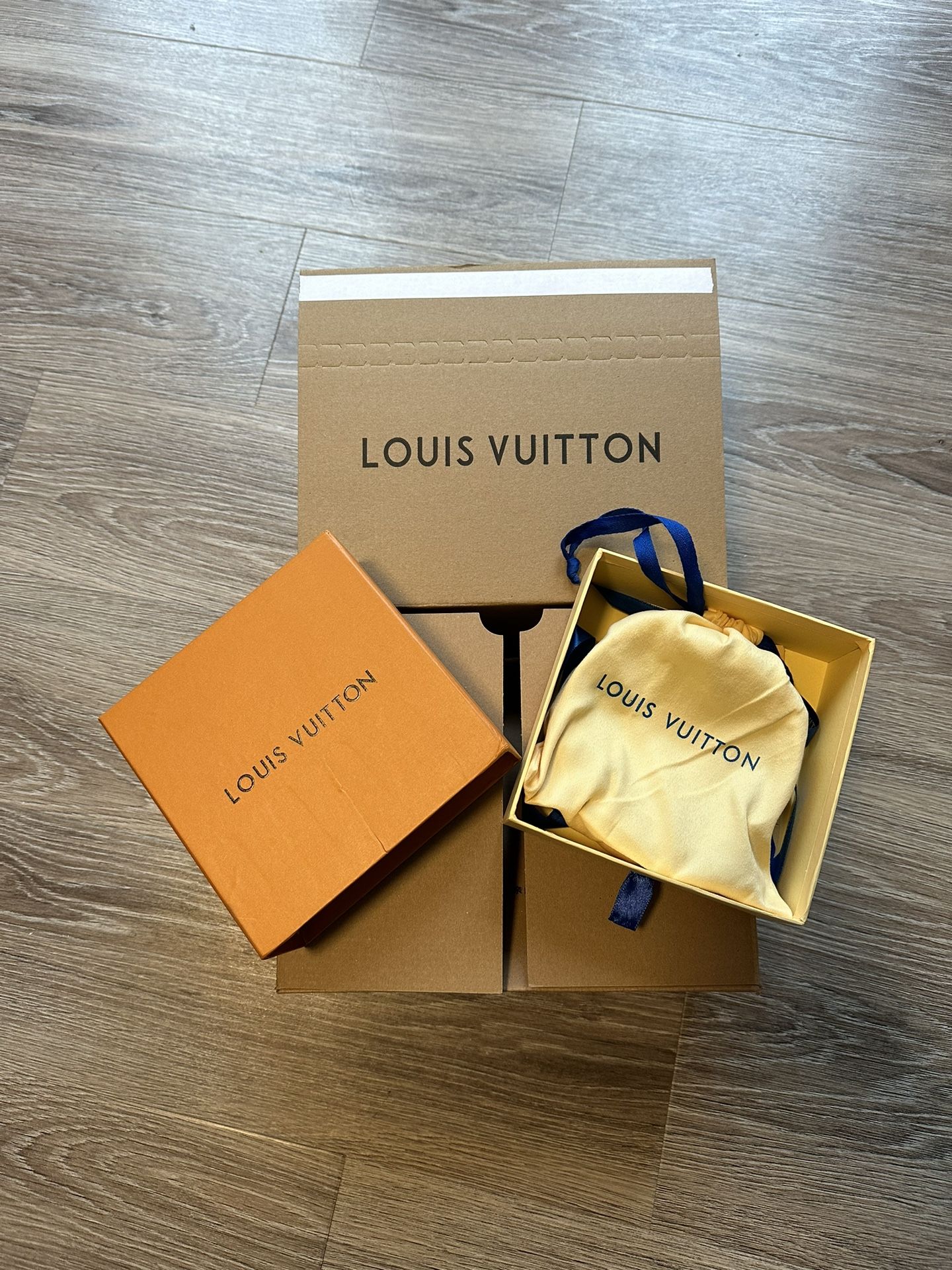 Louis Vuitton Belt 