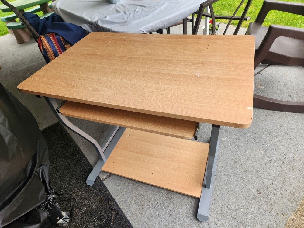 Used Desk