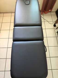Lash bed & Curved Massaged Bed