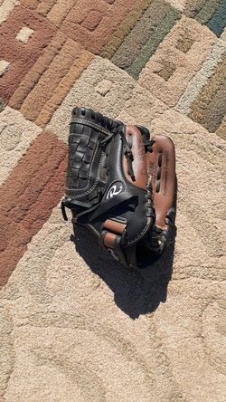 Junior ball glove