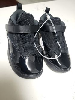 New Nike Sneakers Toddlers Sz 9 Black 