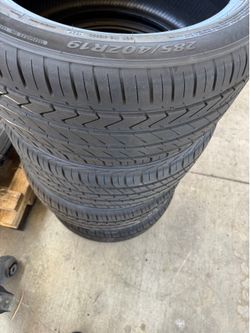 Set of 4 Lexani tires *final sale as is*