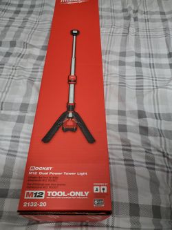Milwaukee M12 DUAL POWER Rocket Tower Light