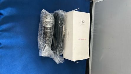 Kedefa KM Dynamic Microphone with Cable