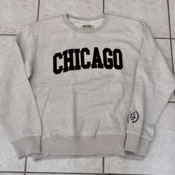 New York Popular Chicago Crewneck Sweatshirt Mens L Beige Spell Out Pullover