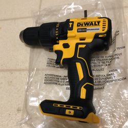 EWALT 20-volt Max 1/2-in Brushless Cordless Drill