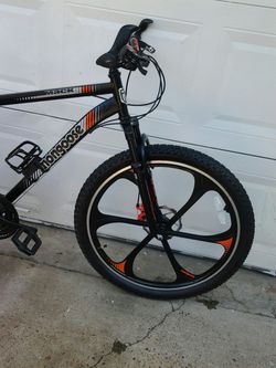 mongoose mack mag wheel