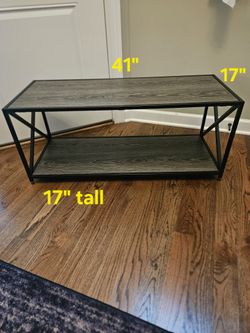 Coffee Table Great Cond Like New 41"×17"