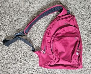 Vintage Nike sling bag
