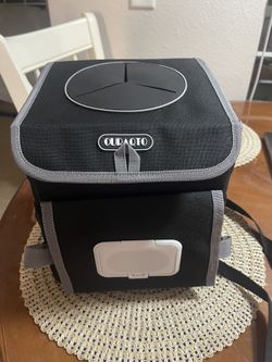 Selling an organizer in a car