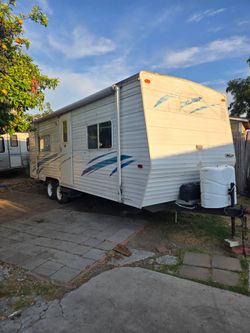 2001 Splash Travel Trailer 25 feet