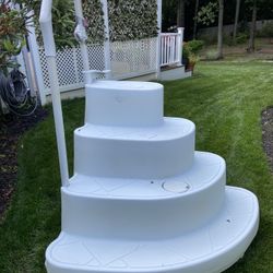 Wedding Cake Step In A Box Pool Staircase