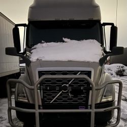 2018-2024 Volvo VNL Dear Guard 