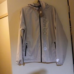 Men's Cream New Balance Windbreaker Jacket Size Large Brand New 