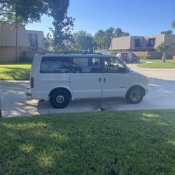2001 Chevrolet Astro