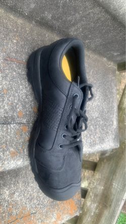 Keen boots size 8