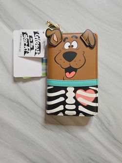 Scooby-Doo Skeleton Glow in the Dark Wallet 