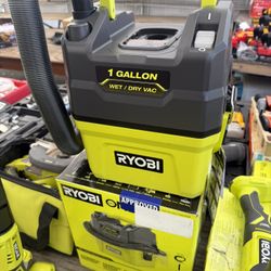 RYOBI ONE+ 18V Cordless 1 Gal. Wet/Dry Vacuum (Tool Only