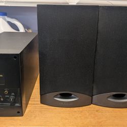 Cambridge SoundWorks Digital 2.1 computer speaker system (subwoofer + 2 satellite speakers).