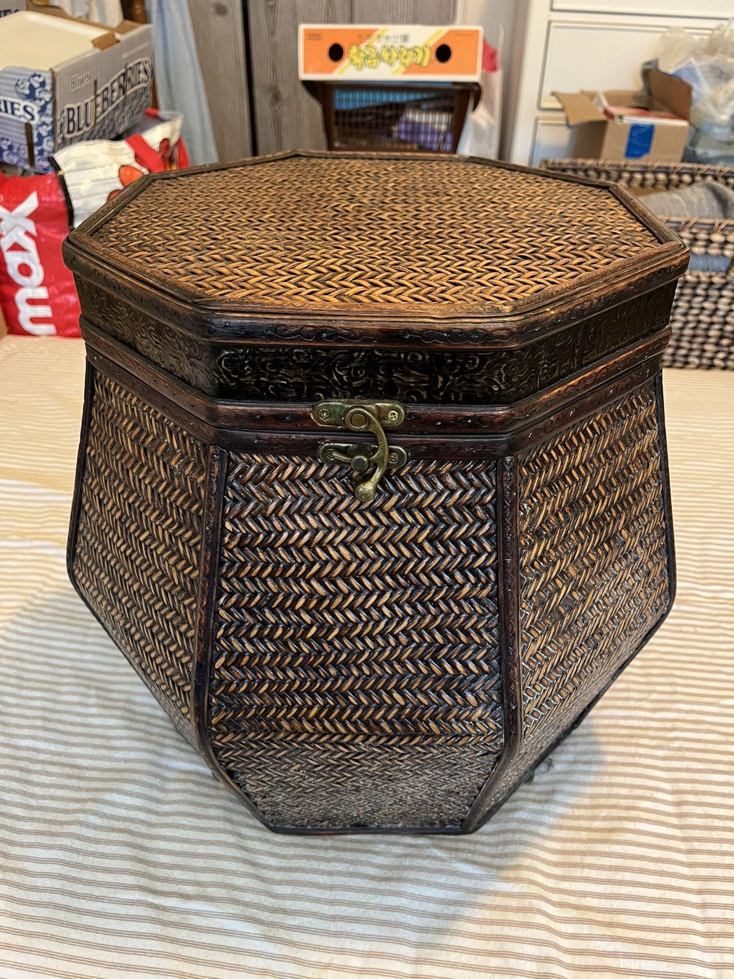 Octagonal woven storage box