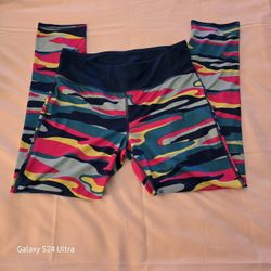Danskin Now Drimore Active Leggings Size XL (14-16) Multicolor Camo