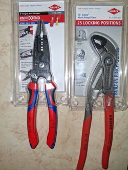 KNIPEX  Wire stripper and 25 locking positions pliers