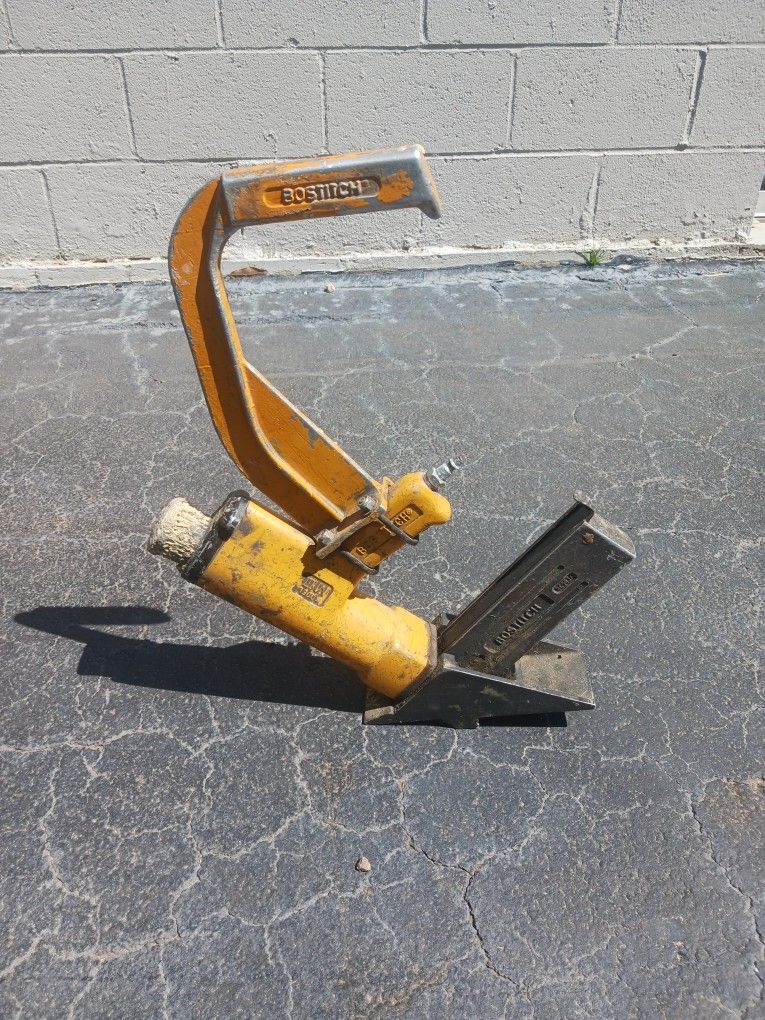 Bostitch Hardwood Nail Gun