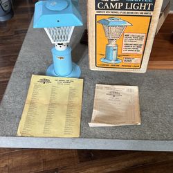 Thermos 70s Camp Light