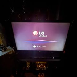 45” LG Tv for sale “2011”