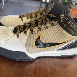 Kobe 4,, Del Sol,,,size 12,,, Protro