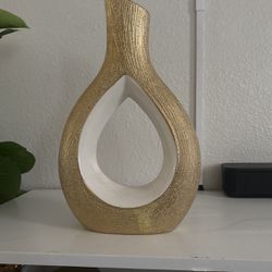 Gold and White Vase 