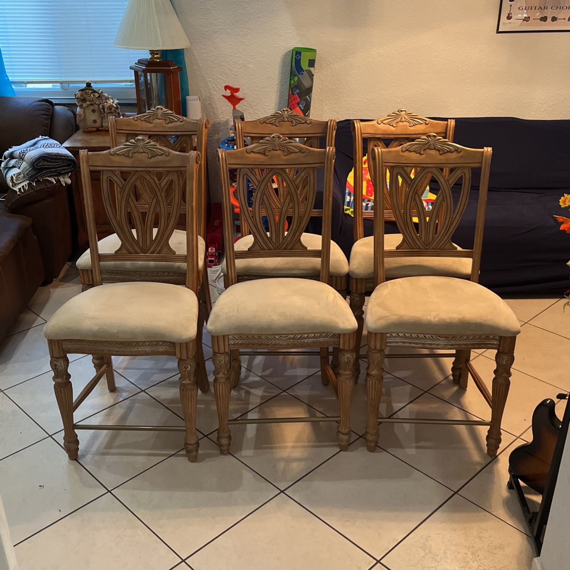 Set Of 6 Comfy Dining Chairs! 
