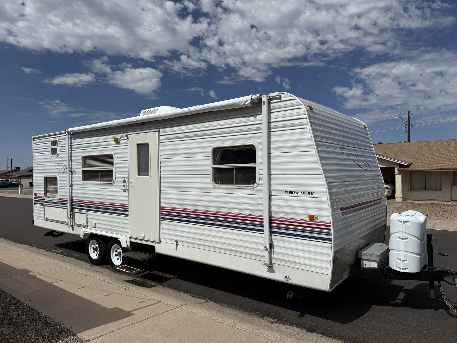 2004 Fleetwood Pioneer 24FT Good Shape Everything Works Ready To Go Must See