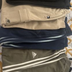 14/16 XL YOUTH  SWEAT PANTS $30