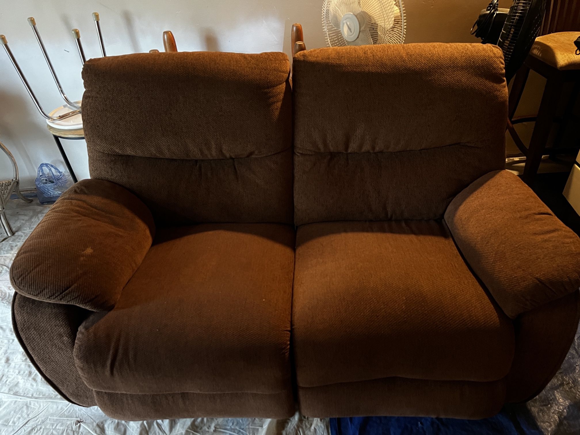 Reclining brown Loveseat