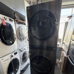 🔥 LG WashTower – Open Box Like New – Price Today Only $1,100! 🔥 💎 LG WashTower Washer & Electric Dryer – Model WKEX200HBA (Black Steel) 💎  Upgrade