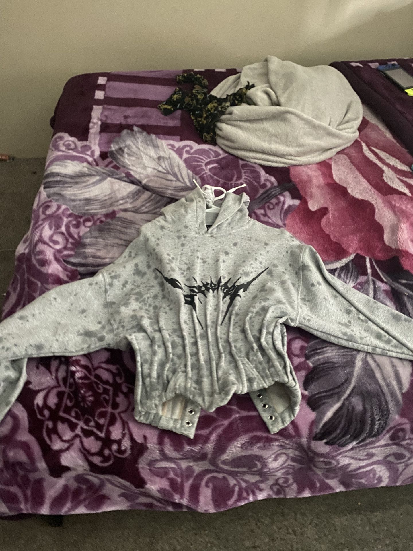 Weslah Corset Sweater