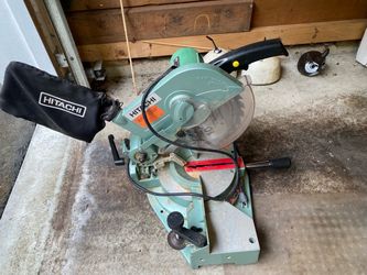 Hitachi Compound Miter Saw