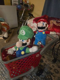 Mini shopping cart with Mario and Luigi