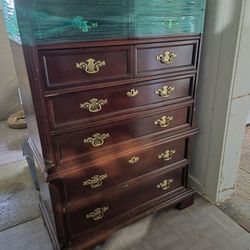 Bassett Eden House Chest Of Drawers and Triple Dresser W/Triple Mirror 