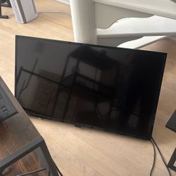 Insignia TV