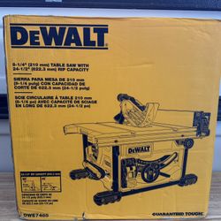 DEWALT 15 Amp Corded 8-1/4 in. Compact Portable Jobsite Tablesaw 