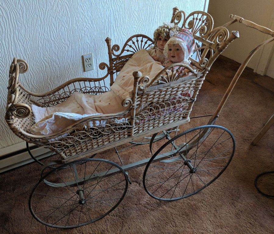 Full Size Victorian Wicker Baby Carriage.