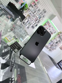 iPhone 16 Pro Max Unlocked