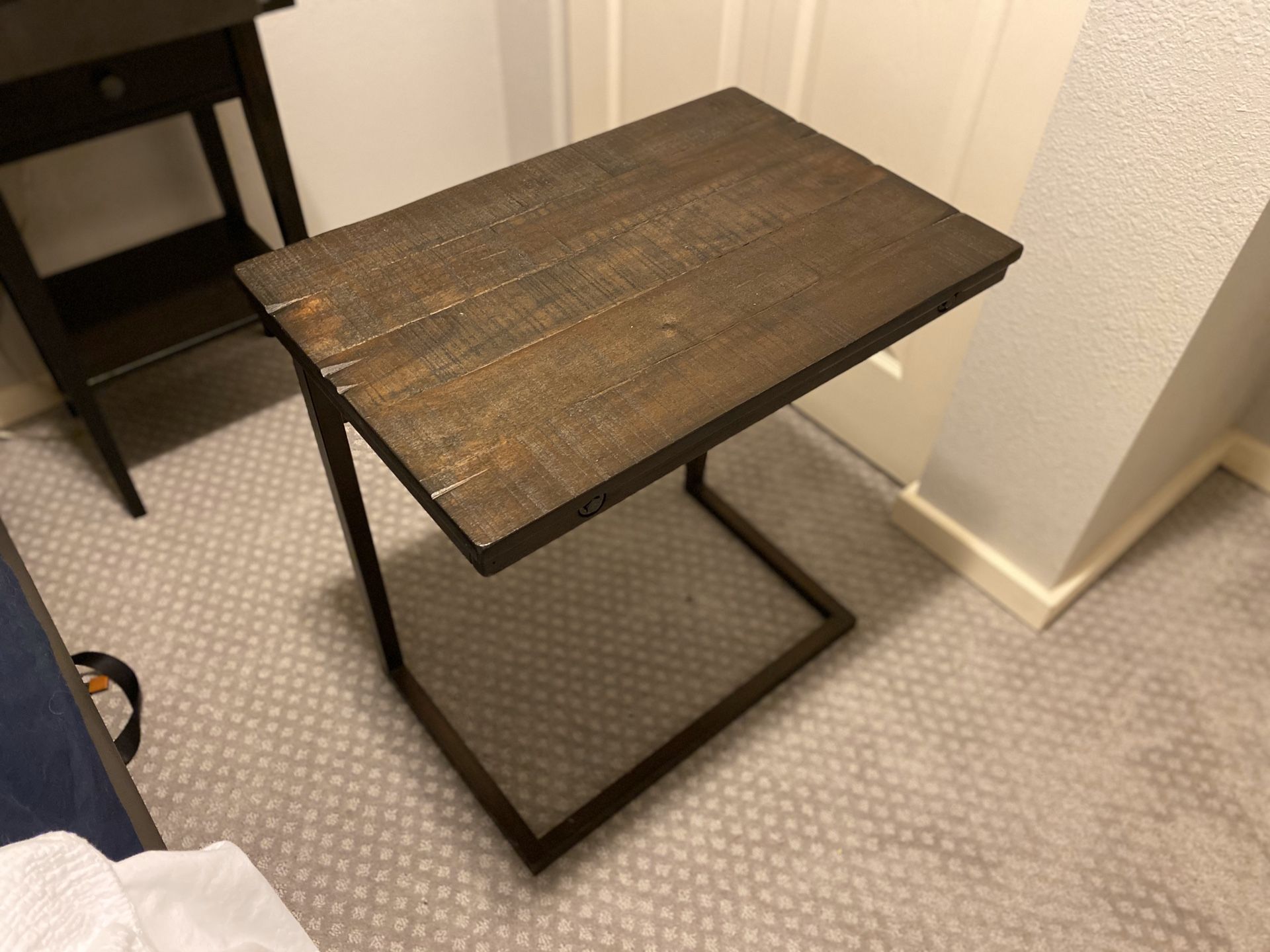 End table