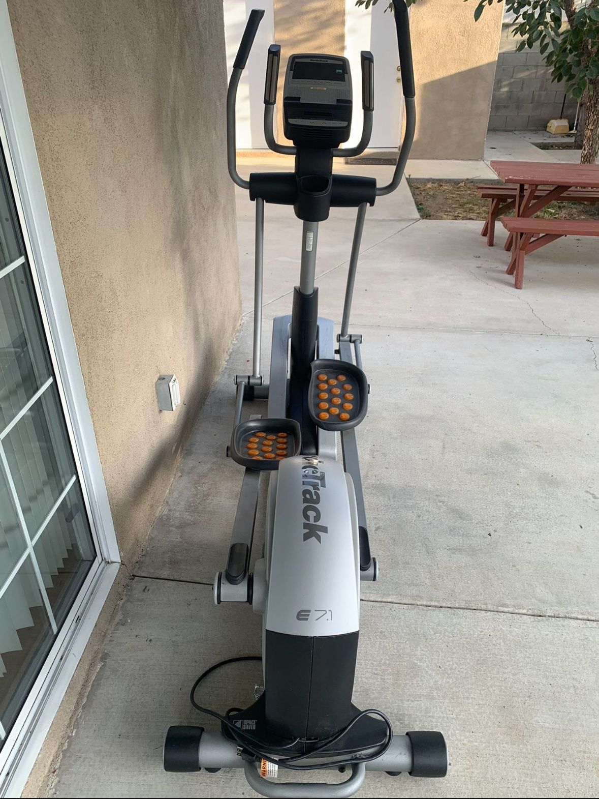 NordicTrack Elliptical E7.1