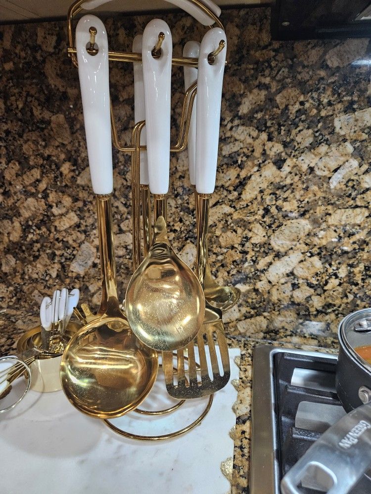 Gold Stainless Steel Kitchen Utensils Set With Holder