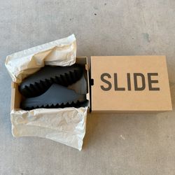 Adidas Yeezy Slide Dark Onyx Men’s Size 12