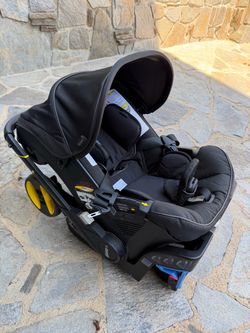Doona with Accessories
