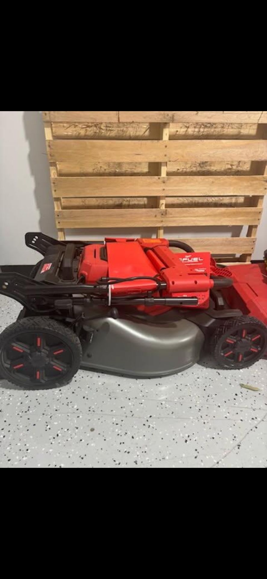 Milwaukee M18 Fuel 21 Inch Self-Propelled Dual Battery Mower